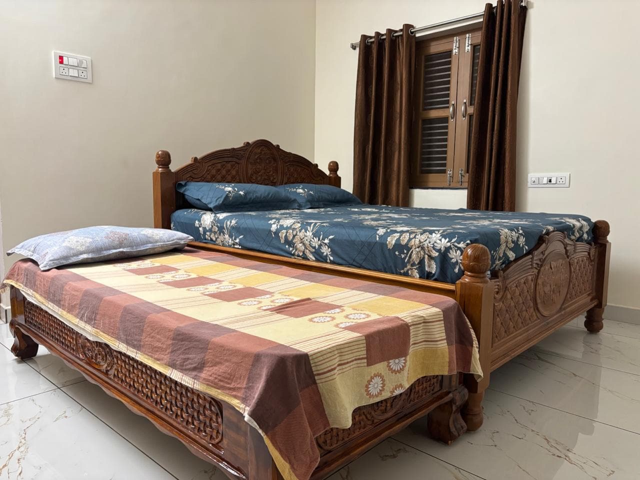 Deluxe family room — spacious layout for families